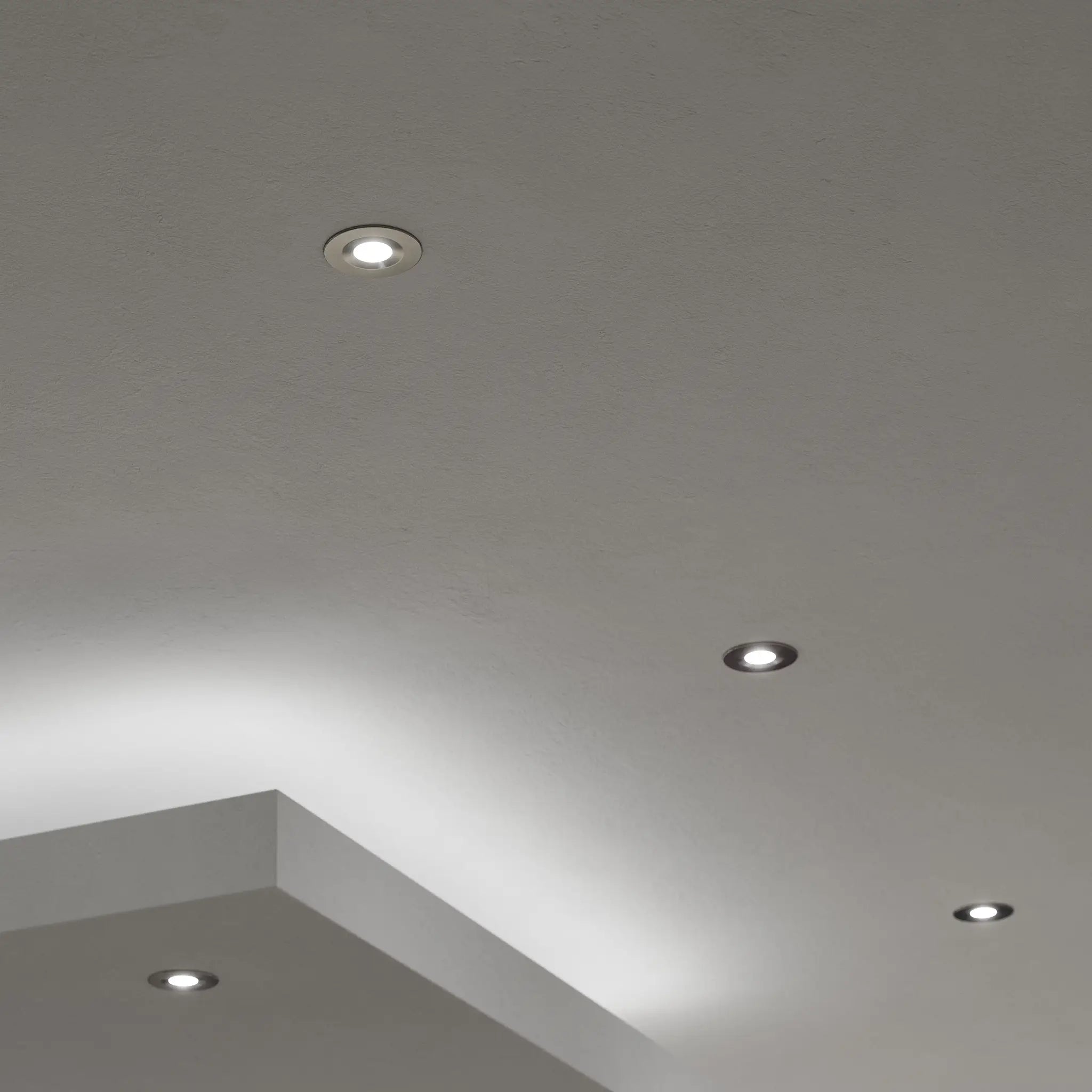 TrioTone® IP65 plafonnier coupe-feu