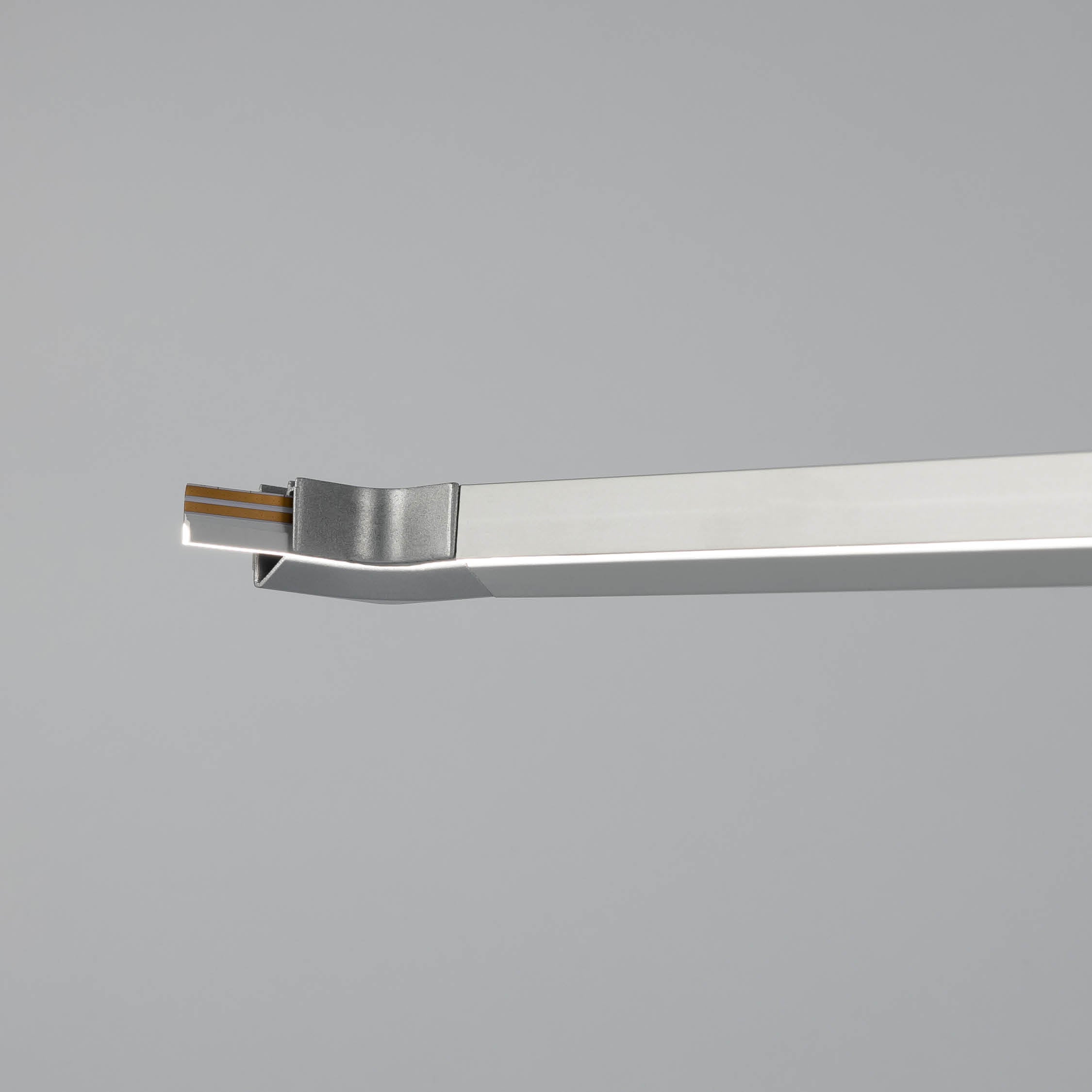 #Finish_Aluminium